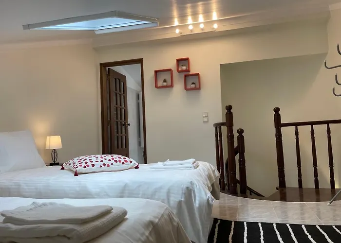 בית נופש O Templario Sonolento, Perfect Location In Historic Center